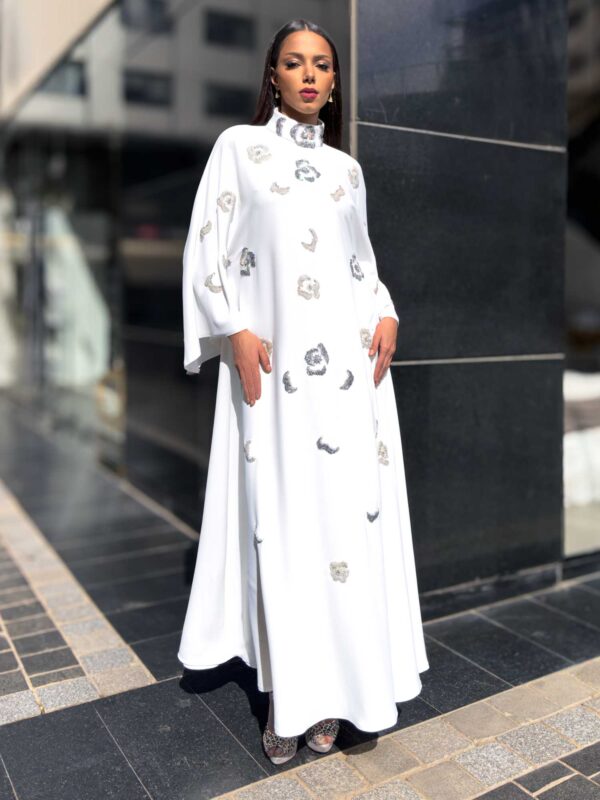 Embroidered White Crepe Abaya